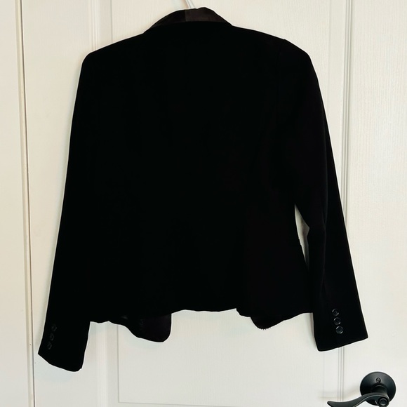 Women’s semi formal black blazer - Picture 2 of 2